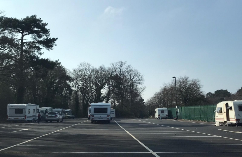 Traveller encampment in Weybridge