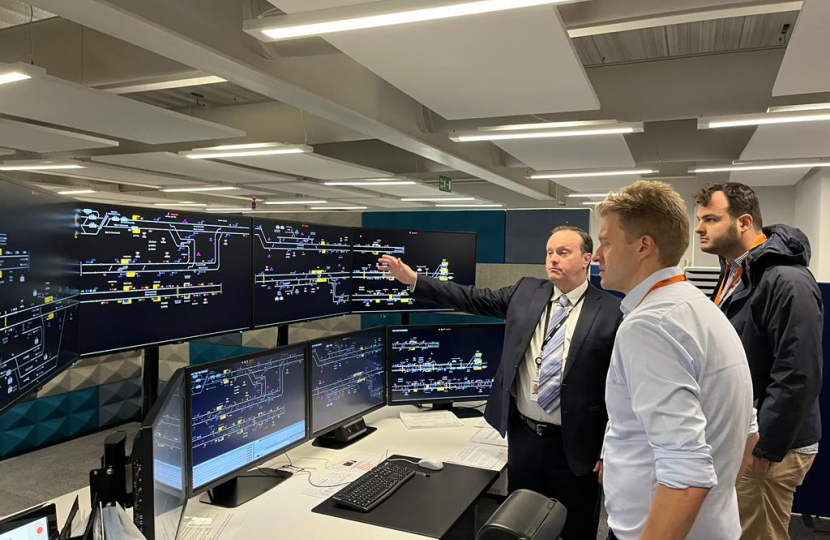 Dr Ben Spencer Mp at Network Raikl Operations Centre