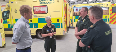 Dr Ben Spencer MP with Interim CEO of the South East Coast Ambulance Service, Operational Manager Dave Hawkins, and mental health nurse Gary Davies-Ebsworth.  